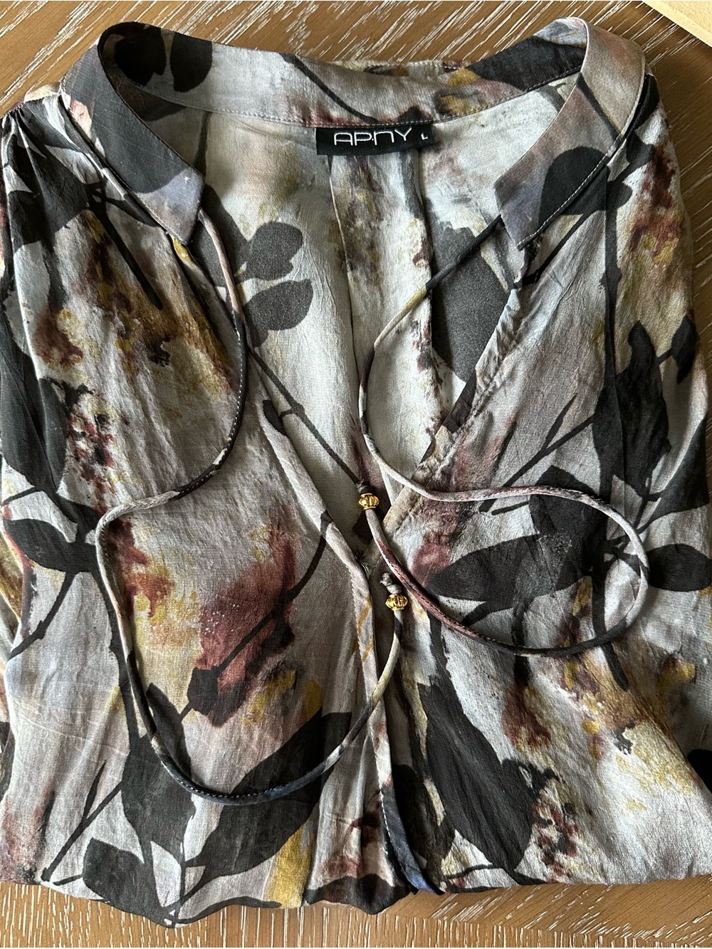 APNY Floral Tie-Front Blouse in Multi-Color (Black, Cream, Brown). Sz L. Cupro